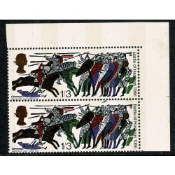 1966 Battle of Hastings 1/3 (phos). SHIFT OF BRONZE GREEN. Postional pair. SG 712p var.