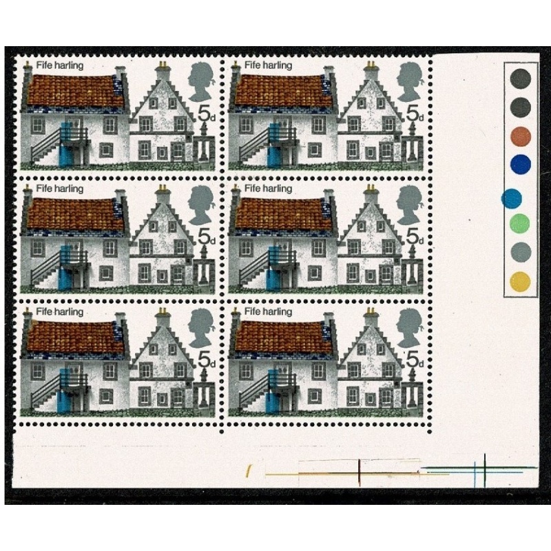 1970 Cottages 5d. SHIFT OF GREENISH BLUE. Traffic light block of six. SG 815 var