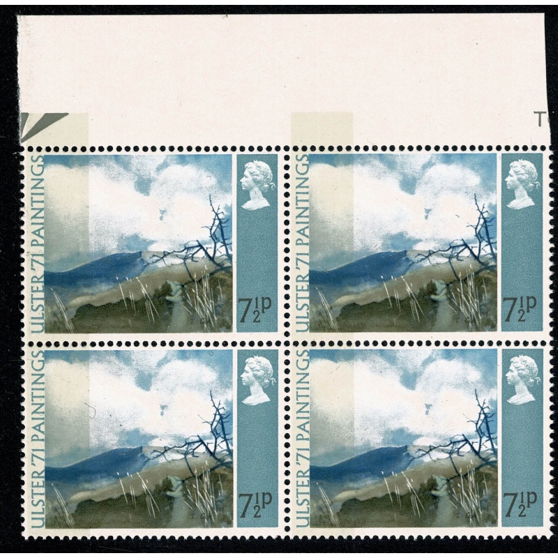 1971 "Ulster" Paintings 7½p. BROAD BAND 0/1mm from left edge. Marginal block of four. SG 882c.