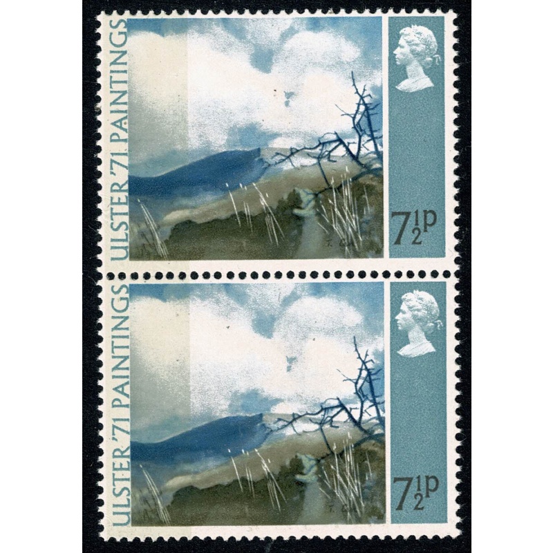 1971 "Ulster" Paintings 7½p. BROAD BAND 0/1mm from left edge.  Vertical pair. SG 882c.