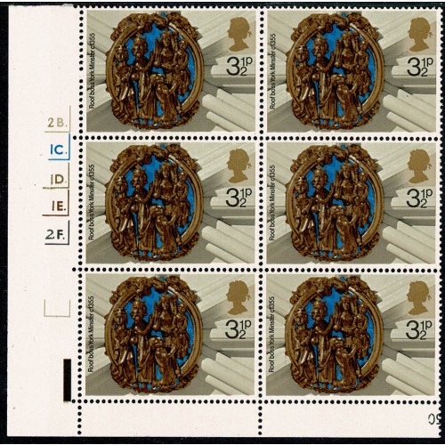 1974 Christmas 3½p  MISSING PHOSPHOR. Cylinder block. SG 966y